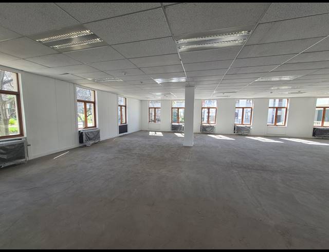 684M² OFFICE TO LET IN SANDTON CENTRAL